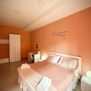 Panzió Rianna House, Nápoly