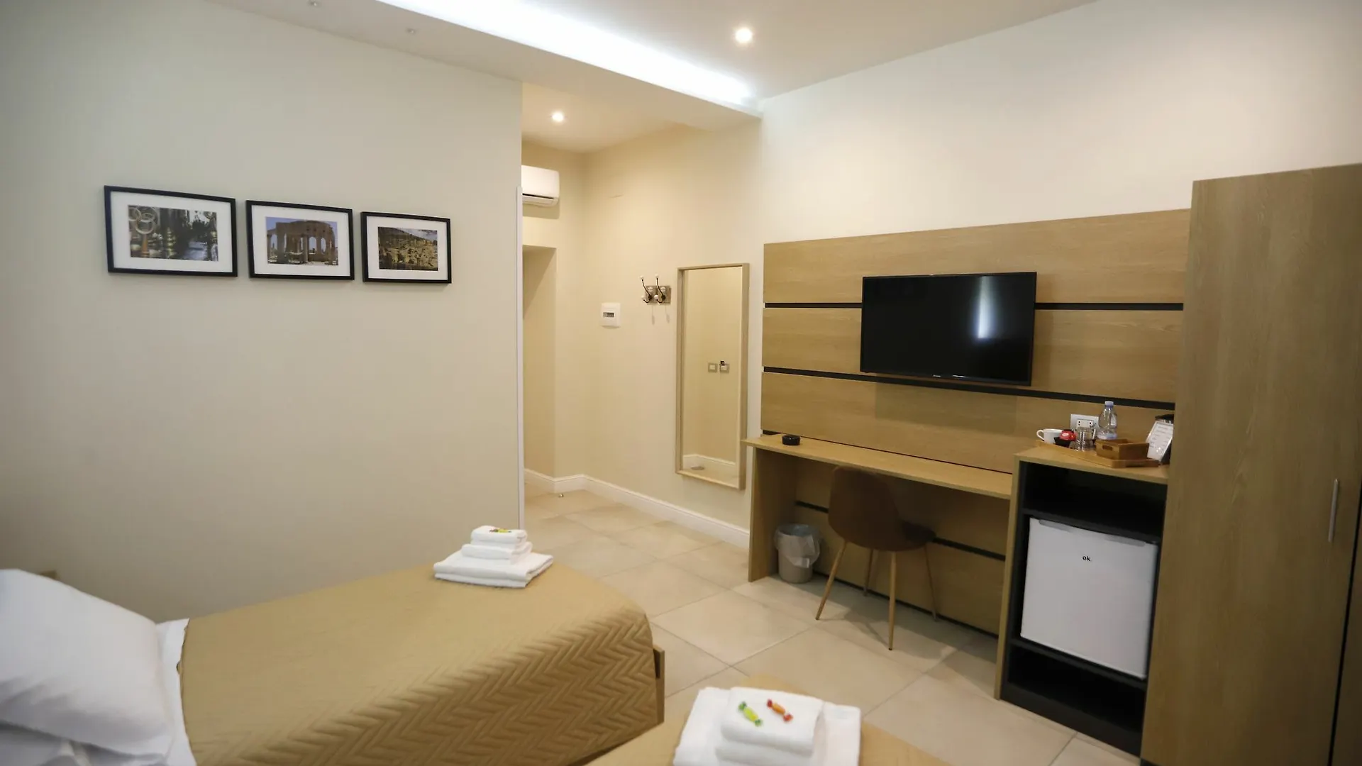 Victoria Hotel B&B Naples Italie